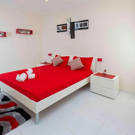 Schoene, Strandnahe In San Tumas Apartment Marsaskala